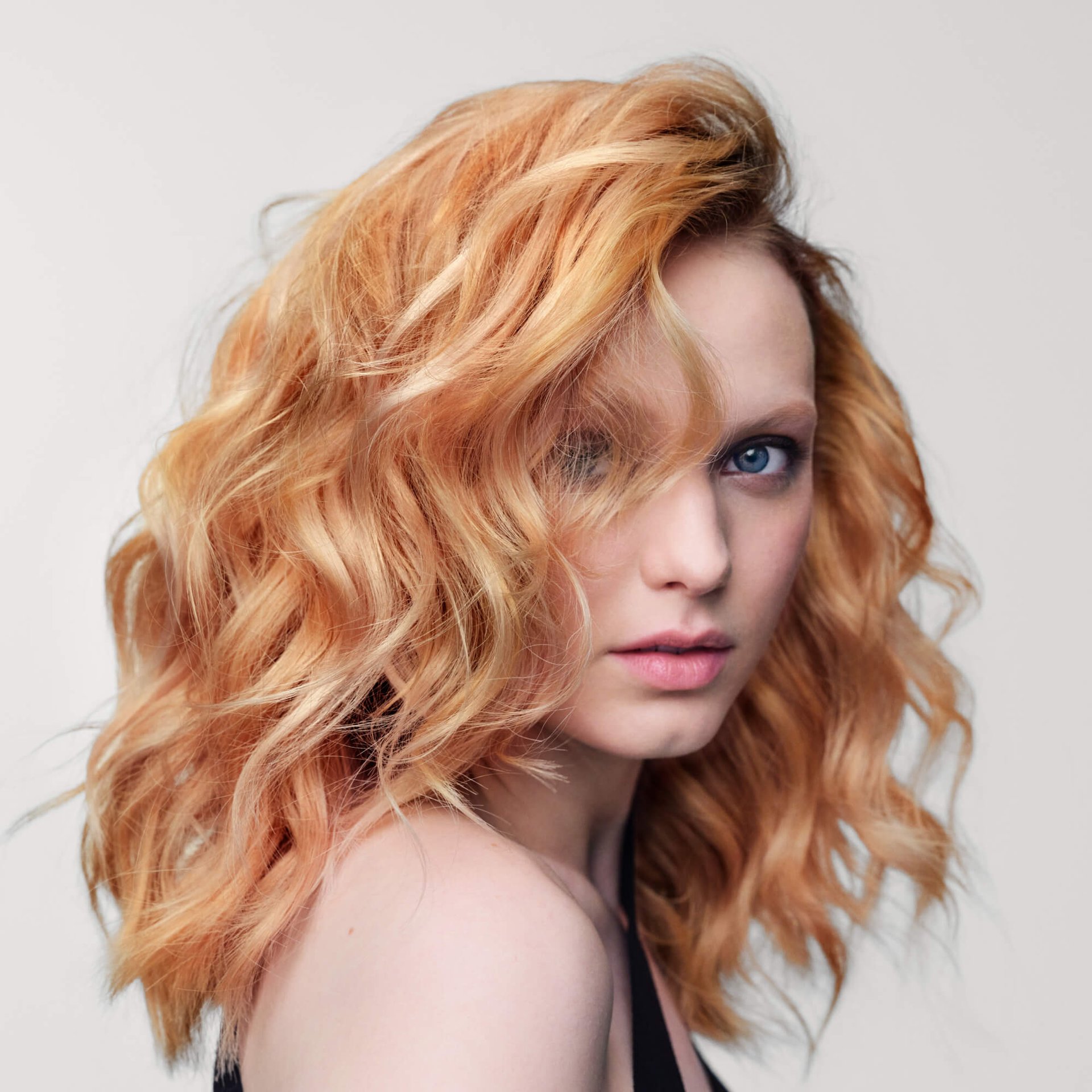 What is Dry Shampoo and How to Use It Redken Australia NZ